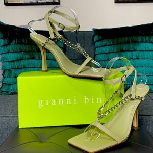 Gianni Bini Lukkah Chain Sandals